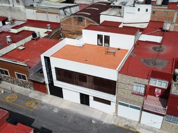 Consultorios Médicos en Venta, Col. Volcanes Puebla