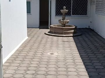 Casa en venta COL. HUMBOLDT Puebla  de 1 piso y 4 recamaras.