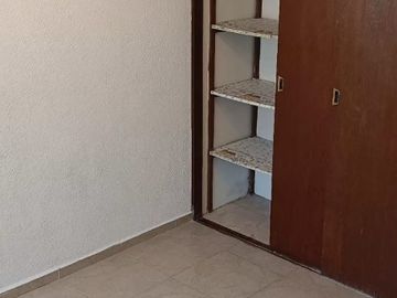 Casa en venta COL. HUMBOLDT Puebla  de 1 piso y 4 recamaras.