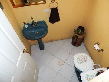 CASA EN VENTA, BOSQUE DE CUAUHYOCAN, AMOZOC, PUEBLA.