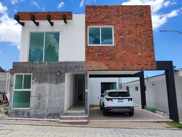 casa en venta en Fraccionamiento El Mirador, Ocotlán, Tlaxcala..