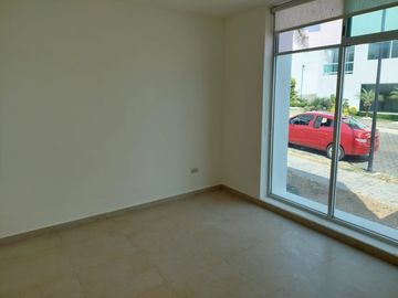 Casa en venta en Clúster 10 10 10, Lomas de Angelópolis, Puebla..