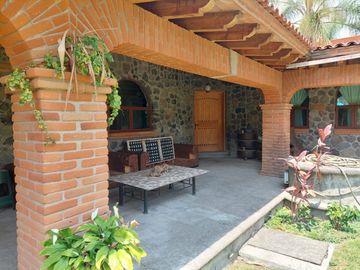 Residencia en venta en Campestre La Moraleda, Atlixco, Puebla..