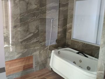 CASA EN VENTA FRACC LOMAS DEL VALLE PUEBLA (SOLTEROS RECIEN CASADOS)