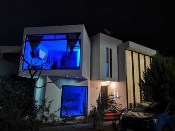 CASA EN VENTA FRACC LOMAS DEL VALLE PUEBLA (SOLTEROS RECIEN CASADOS)
