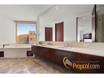 Vendo espectacular Apartamento Bosque Verde