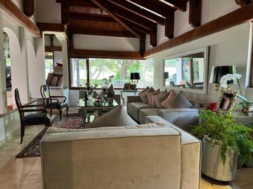 Venta casa en Club de Golf Los Encinos, Lerma.