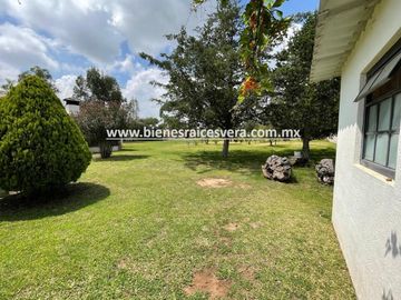 CASA EN VENTA  EN GRANJAS RESIDENCIALES TEQUISQUIAPAN. Caro