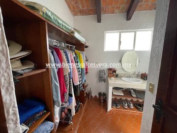 CASA EN VENTA  EN GRANJAS RESIDENCIALES TEQUISQUIAPAN. Caro