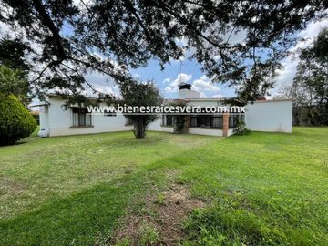 CASA EN VENTA  EN GRANJAS RESIDENCIALES TEQUISQUIAPAN. Caro