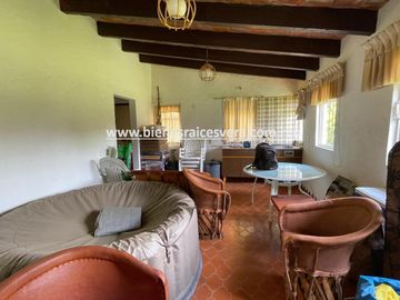 CASA EN VENTA  EN GRANJAS RESIDENCIALES TEQUISQUIAPAN. Caro