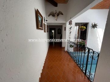 CASA EN VENTA  EN GRANJAS RESIDENCIALES TEQUISQUIAPAN. Caro
