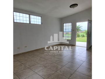 CASA  VENTA O ALQUILER  EN BRISAS DEL GOLF ARRAIJAN