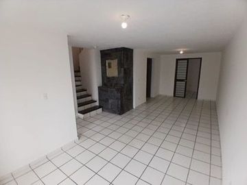 Casa en Venta en Cda.  de los Fresnos, Zapopan