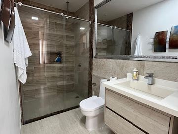 VENTA de CASAS en PEREIRA