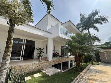VENTA de CASAS en PEREIRA