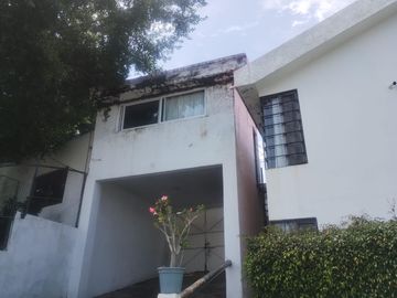 Casa en venta frente al lago de Tequesquitengo
