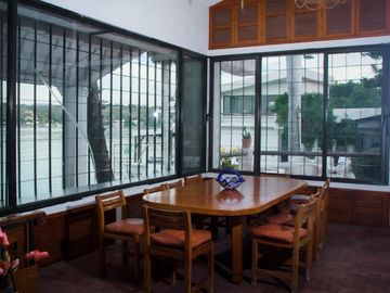 Casa en venta frente al lago de Tequesquitengo