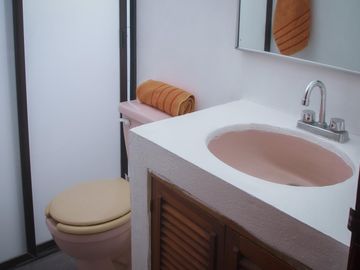 Casa en venta frente al lago de Tequesquitengo