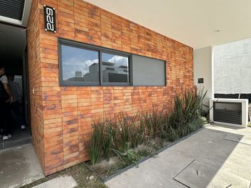 ÚLTIMA Y  ESPLÉNDIDA CASA DE AUTOR, DISEÑADA POR RECONOCIDO ARQUITECTO