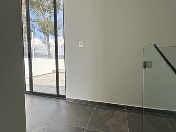 ÚLTIMA Y  ESPLÉNDIDA CASA DE AUTOR, DISEÑADA POR RECONOCIDO ARQUITECTO
