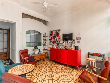 Casa en Venta. Siete Ambientes. Patio. Terraza. San Cristobal