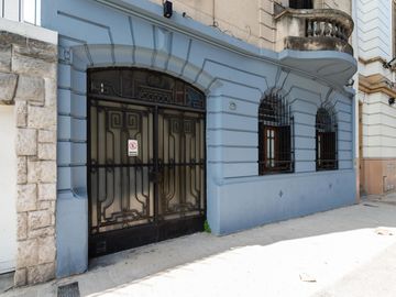 Casa en Venta. Siete Ambientes. Patio. Terraza. San Cristobal