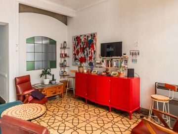 Casa en Venta. Siete Ambientes. Patio. Terraza. San Cristobal
