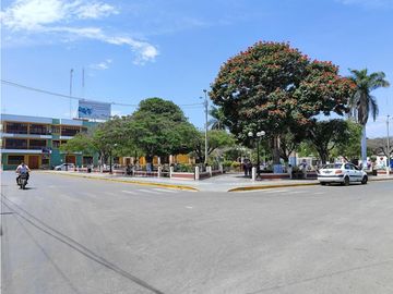 PAIJAN TERRENO EN PROLONGACIÓN CHOCOPE S/N FRENTE AL PARQUE SALAZAR 