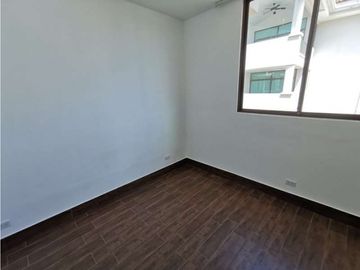 VENTA DE APARTAMENTO EN PH RESIDENCIAL COSTAMARE (OF)