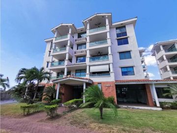 VENTA DE APARTAMENTO EN PH RESIDENCIAL COSTAMARE (OF)