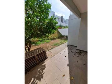 VENTA CASA  BRISAS DEL GOLF PH VICTORIA 187M2