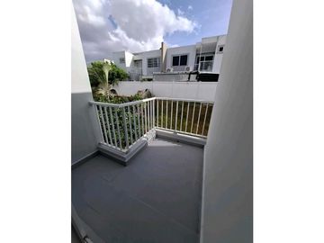 VENTA CASA  BRISAS DEL GOLF PH VICTORIA 187M2