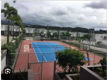 VENTA CASA  BRISAS DEL GOLF PH VICTORIA 187M2