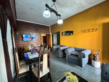 Casa para 2 Familias en venta en Wilde