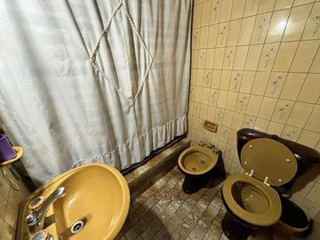 Casa para 2 Familias en venta en Wilde