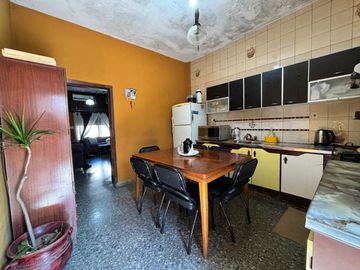Casa para 2 Familias en venta en Wilde
