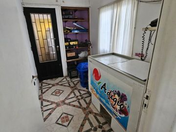 Casa en venta en Lanus Oeste