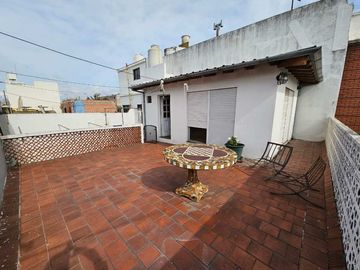 Casa en venta en Lanus Oeste