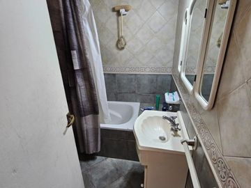 Casa en venta en Lanus Oeste