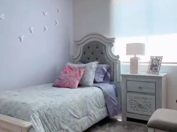 Estrena departamento en Cd. del Sol, 3 recámaras, alberca.