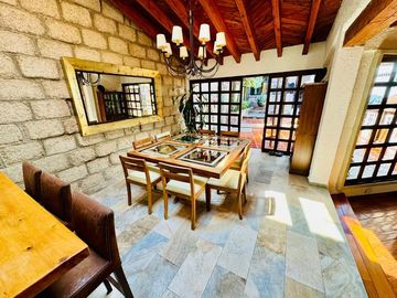 Casa en Venta en Lomas del Sol - Excelente estado de Conservación