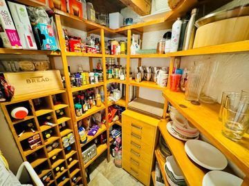 Casa en Venta en Lomas del Sol - Excelente estado de Conservación