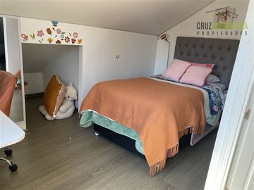 Casa en Venta en Sánchez Fontecilla, cercano al Jumbo