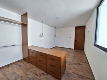 Casa en venta el Fraccionamiento Argos, San Pedro, Cholula, Puebla.