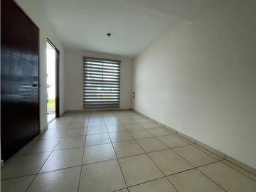 Se  Renta Casa en Fracc. San Isidro Jiutepec Doble Vig con Alberca 3Re