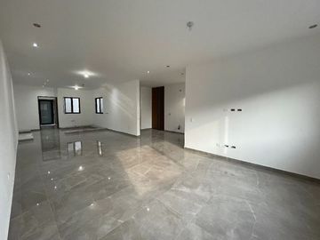 VENTA DE CASA EN LOMAS DEL VERGEL ZONA SUR DE MONTERREY