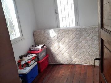 Se vende hermosa casa en sector patrimonial de Playa Ancha rei.-