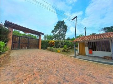 Maat vende finca en vereda Rio Dulce-Villeta 6.879m2 $1.500Millones