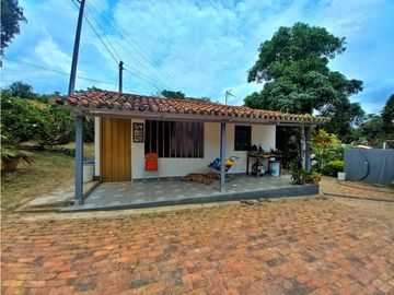Maat vende finca en vereda Rio Dulce-Villeta 6.879m2 $1.500Millones